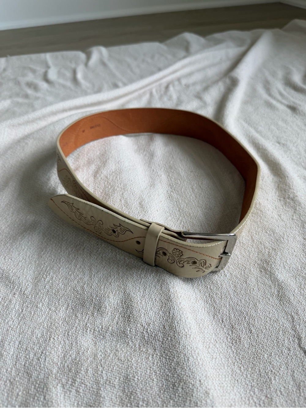 Women’s  Cream Leather Belt with Decorative Engraving